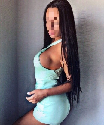 У меня опытная и нежная натура, только для тебя. 🌟
💫 Мои услуги настолько многообразны, что ты точно найдешь то, что привлекает тебя больше всего. От нежных массажей, увлекательных игр и непревзойденных эротических сессий до интеллектуальных разговоров итальянской кухне 🍝 Мои сильные руки и чувственные губы перенесут тебя в мир истинного блаженства.
👄 Посмотри на мои фотографии и убедись, что я действительно заботливая и сексуальная знахарка, способная исполнить все твои фантазии. ❤️ Мои клиенты отправляются со мной с чувством полного удовлетворения. Их отзывы говорят сами за себя.
💃🏻 Жду встречи с тобой в Москве, чтобы подарить тебе незабываемое время и помочь расслабиться после длительного рабочего дня или просто для погружения в океан наслаждения. Не упусти возможность испробовать все, что ты так давно мечтал попробовать.
💫 Не медли, бронируй свою эксклюзивную встречу со мной уже сейчас! Целую тебя и жду с нетерпением в Москве 🌹 5000, 25 лет