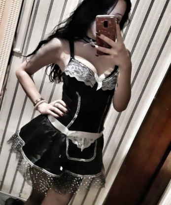 Живу в Москве, и я знаю все ее секреты, чтобы создать атмосферу, полную страсти и удовольствия. Мои услуги настолько разнообразны, что каждое встреча со мной - это уникальный экстаз. Позволь мне показать свои возможности и удовлетворить твои самые скрытые желания. Доверься мне, и я стану твоей самой сокровенной фантазией. Посмотри на мои фото - они говорят сами за себя. Мои клиенты остаются довольными и возвращаются ко мне снова и снова. 😉😘❤️✨ 8775, 20 лет